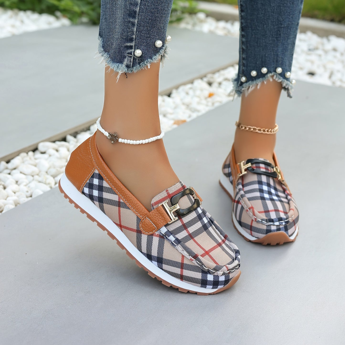 Chic British-Inspired Women's Loafers - Slip-On, Soft Sole Casual Shoes with Plaid Design, Breathable Fabric Lining for All Seasons